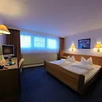 Frommanns Otel 3*