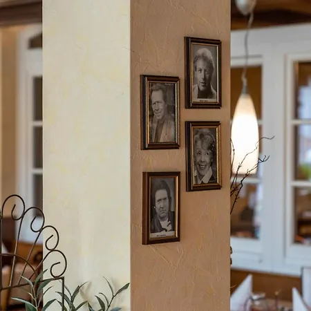 ホテル Frommanns 3*